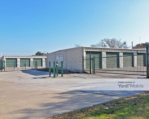 Source URL: https://cdnsc.rentcafe.com/dmslivecafe/3/1067880/1067880-1-2.jpg?width=-1&height=385&quality=80