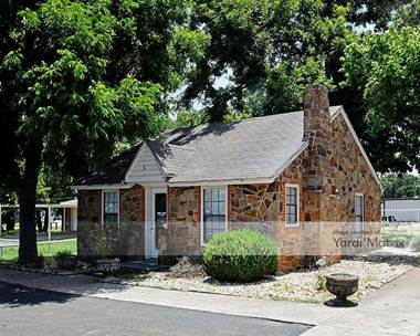 Storage Units for Rent available at 1712 Fort Worth Hwy, Weatherford, TX 76086
