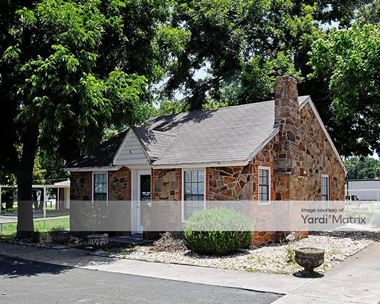 Storage Units for Rent available at 1712 Fort Worth Hwy, Weatherford, TX 76086