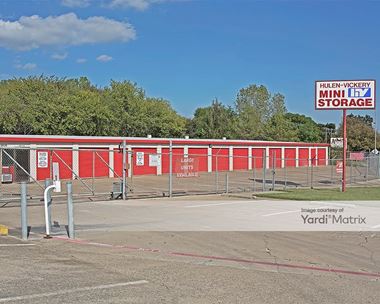Storage Units for Rent available at 5000 West Vickery Blvd, Fort Worth, TX 76107