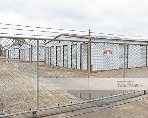 Source URL: https://cdnsc.rentcafe.com/dmslivecafe/3/1067889/1067889-1-2.jpg?width=-1&height=385&quality=80