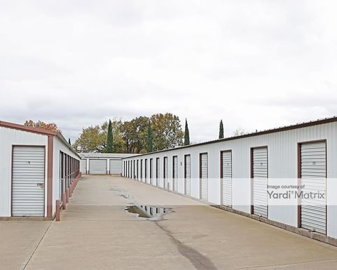 Source URL: https://cdnsc.rentcafe.com/dmslivecafe/3/1067889/1067889-1-3.jpg?width=-1&height=385&quality=80