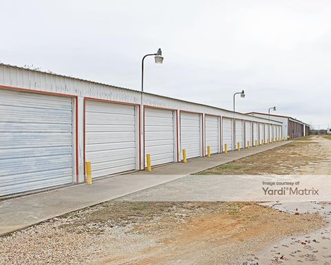 Source URL: https://cdnsc.rentcafe.com/dmslivecafe/3/1067892/1067892-1-4.jpg?width=-1&height=385&quality=80