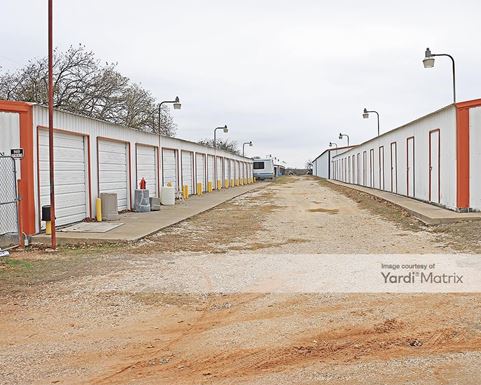 Source URL: https://cdnsc.rentcafe.com/dmslivecafe/3/1067892/1067892-1-5.jpg?width=-1&height=385&quality=80