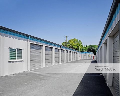 Source URL: https://cdnsc.rentcafe.com/dmslivecafe/3/1067896/1067896-1-3.jpg?width=-1&height=385&quality=80