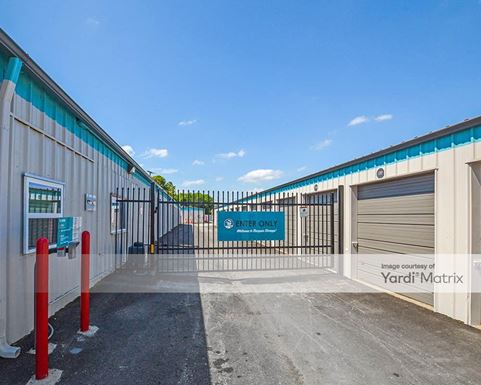 Source URL: https://cdnsc.rentcafe.com/dmslivecafe/3/1067896/1067896-1-4.jpg?width=-1&height=385&quality=80