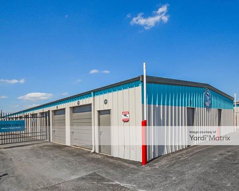 Source URL: https://cdnsc.rentcafe.com/dmslivecafe/3/1067896/1067896-1-5.jpg?width=-1&height=385&quality=80