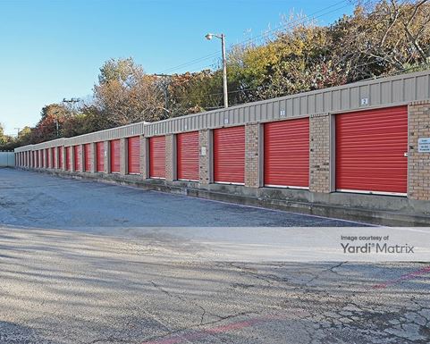 Source URL: https://cdnsc.rentcafe.com/dmslivecafe/3/1067897/1067897-1-4.jpg?width=-1&height=385&quality=80