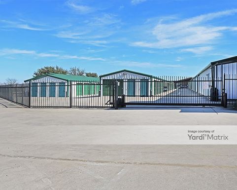 Source URL: https://cdnsc.rentcafe.com/dmslivecafe/3/1067907/1067907-1-3.jpg?width=-1&height=385&quality=80