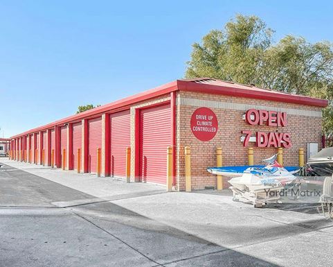 Source URL: https://cdnsc.rentcafe.com/dmslivecafe/3/1067911/1067911-1-4.jpg?width=-1&height=385&quality=80