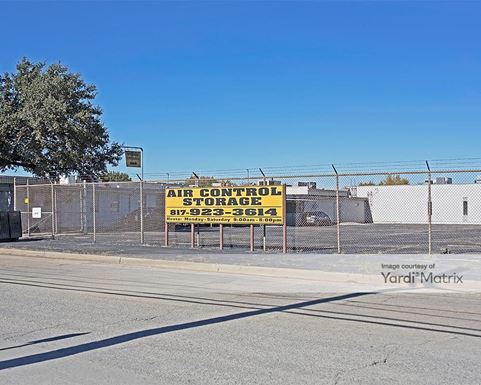 Source URL: https://cdnsc.rentcafe.com/dmslivecafe/3/1067914/1067914-1-2.jpg?width=-1&height=385&quality=80