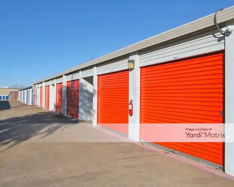 Source URL: https://cdnsc.rentcafe.com/dmslivecafe/3/1067917/1067917-1-5.jpg?width=-1&height=385&quality=80