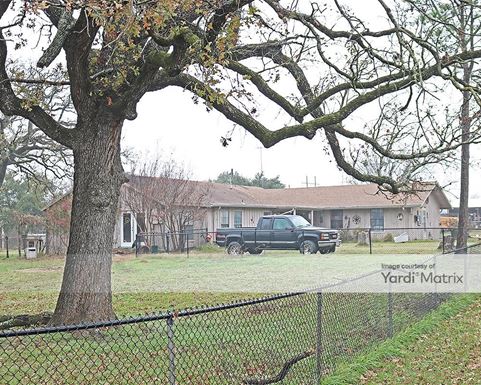 Source URL: https://cdnsc.rentcafe.com/dmslivecafe/3/1067918/1067918-1-3.jpg?width=-1&height=385&quality=80