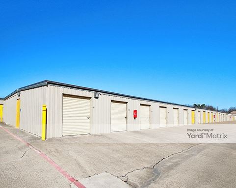 Source URL: https://cdnsc.rentcafe.com/dmslivecafe/3/1067919/1067919-1-2.jpg?width=-1&height=385&quality=80