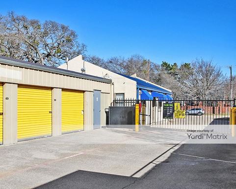 Source URL: https://cdnsc.rentcafe.com/dmslivecafe/3/1067919/1067919-1-6.jpg?width=-1&height=385&quality=80