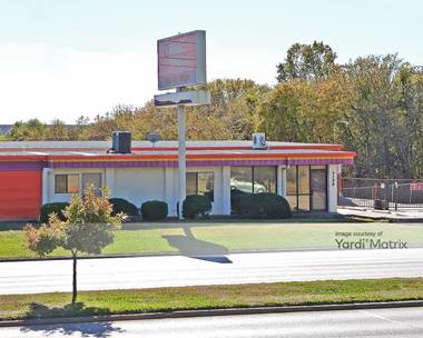Storage Units for Rent available at 3150 East Pioneer Pkwy, Arlington, TX 76010
