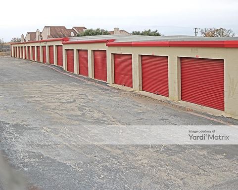 Source URL: https://cdnsc.rentcafe.com/dmslivecafe/3/1067922/1067922-1-4.jpg?width=-1&height=385&quality=80