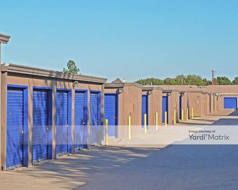 Source URL: https://cdnsc.rentcafe.com/dmslivecafe/3/1067925/1067925-1-4.jpg?width=-1&height=385&quality=80