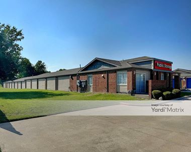 Storage Units for Rent available at 2600 South Hulen Street, Fort Worth, TX 76109