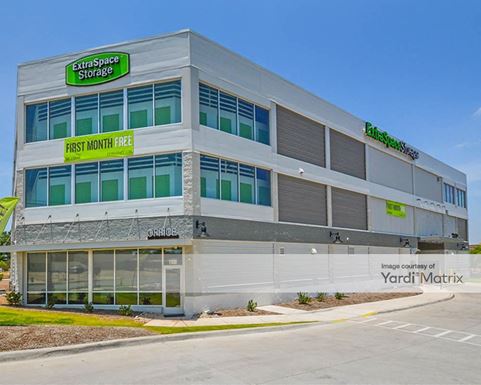 Source URL: https://cdnsc.rentcafe.com/dmslivecafe/3/1067932/1067932-1-1.jpg?width=-1&height=385&quality=80