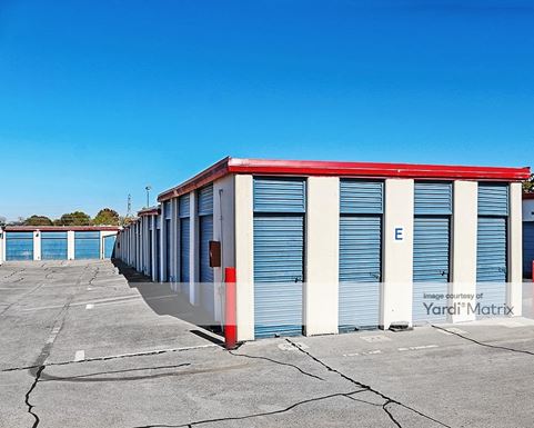 Source URL: https://cdnsc.rentcafe.com/dmslivecafe/3/1067943/1067943-1-5.jpg?width=-1&height=385&quality=80