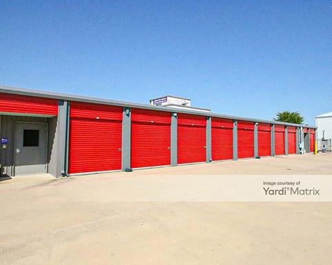 Source URL: https://cdnsc.rentcafe.com/dmslivecafe/3/1067946/1067946-1-6.jpg?width=-1&height=385&quality=80