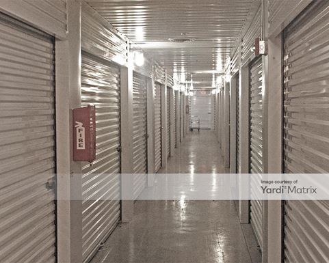 Source URL: https://cdnsc.rentcafe.com/dmslivecafe/3/1067947/1067947-1-5.jpg?width=-1&height=385&quality=80