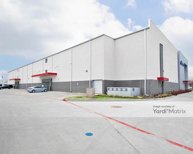 Storage Units for Rent available at 1010 Jupiter Road, Plano, TX 75074