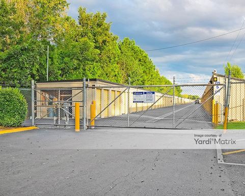 Source URL: https://cdnsc.rentcafe.com/dmslivecafe/3/1067966/1067966-1-2.jpg?width=-1&height=385&quality=80