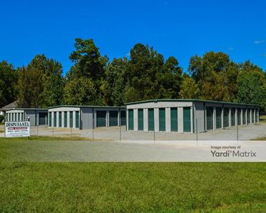 Storage Units for Rent available at 9850 County Drive, Disputanta, VA 23842