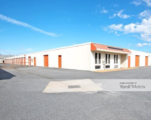 Source URL: https://cdnsc.rentcafe.com/dmslivecafe/3/1067988/1067988-1-2.jpg?width=-1&height=385&quality=80