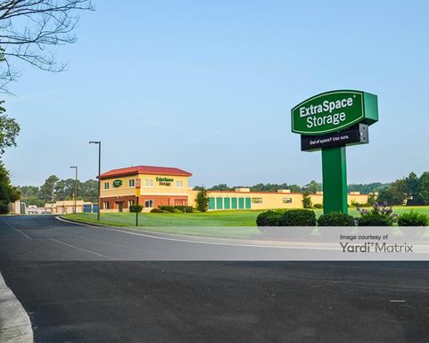 Source URL: https://cdnsc.rentcafe.com/dmslivecafe/3/1067991/1067991-1-3.jpg?width=-1&height=385&quality=80