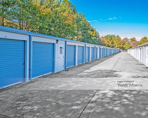 Source URL: https://cdnsc.rentcafe.com/dmslivecafe/3/1067997/1067997-1-4.jpg?width=-1&height=385&quality=80