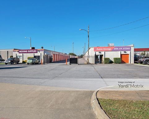 Source URL: https://cdnsc.rentcafe.com/dmslivecafe/3/1068015/1068015-1-4.jpg?width=-1&height=385&quality=80