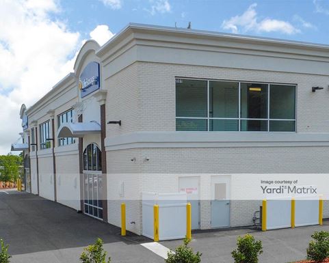 Source URL: https://cdnsc.rentcafe.com/dmslivecafe/3/1068046/1068046-1-4.jpg?width=-1&height=385&quality=80