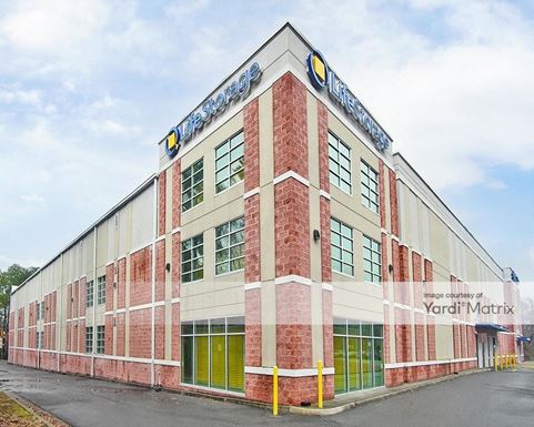 Source URL: https://cdnsc.rentcafe.com/dmslivecafe/3/1068050/1068050-1-2.jpg?width=-1&height=385&quality=80