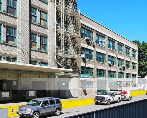 Source URL: https://cdnsc.rentcafe.com/dmslivecafe/3/1068076/1068076-1-3.jpg?width=-1&height=385&quality=80