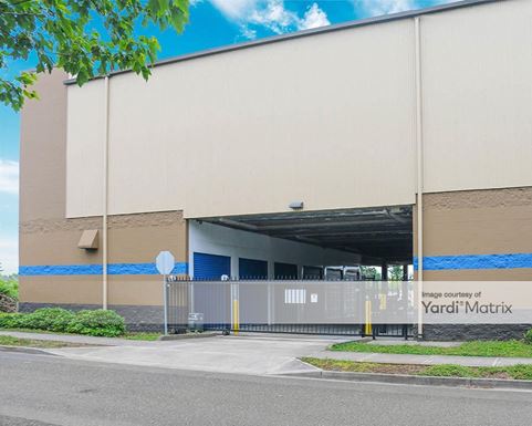 Source URL: https://cdnsc.rentcafe.com/dmslivecafe/3/1068112/1068112-1-3.jpg?width=-1&height=385&quality=80