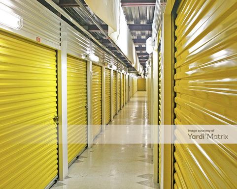 Source URL: https://cdnsc.rentcafe.com/dmslivecafe/3/1068138/1068138-1-4.jpg?width=-1&height=385&quality=80