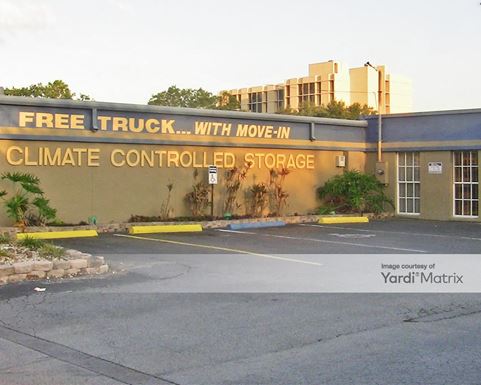 Source URL: https://cdnsc.rentcafe.com/dmslivecafe/3/1068150/1068150-1-2.jpg?width=-1&height=385&quality=80