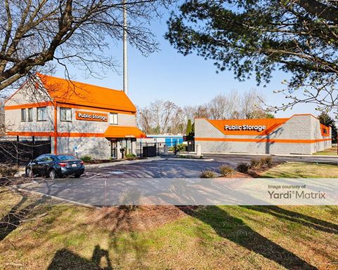 Source URL: https://cdnsc.rentcafe.com/dmslivecafe/3/1068165/1068165-1-3.jpg?width=-1&height=385&quality=80