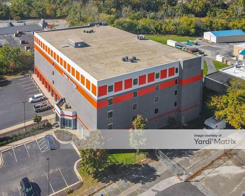 Source URL: https://cdnsc.rentcafe.com/dmslivecafe/3/1068182/1068182-1-3.jpg?width=-1&height=385&quality=80