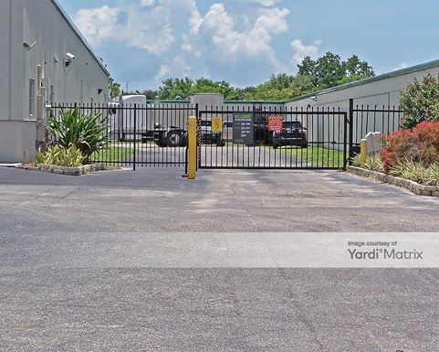 Source URL: https://cdnsc.rentcafe.com/dmslivecafe/3/1068215/1068215-1-4.jpg?width=-1&height=385&quality=80