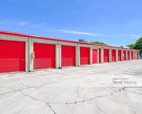 Source URL: https://cdnsc.rentcafe.com/dmslivecafe/3/1068220/1068220-1-5.jpg?width=-1&height=385&quality=80