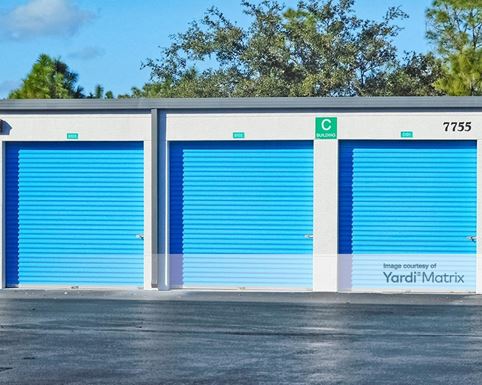 Source URL: https://cdnsc.rentcafe.com/dmslivecafe/3/1068232/1068232-1-2.jpg?width=-1&height=385&quality=80