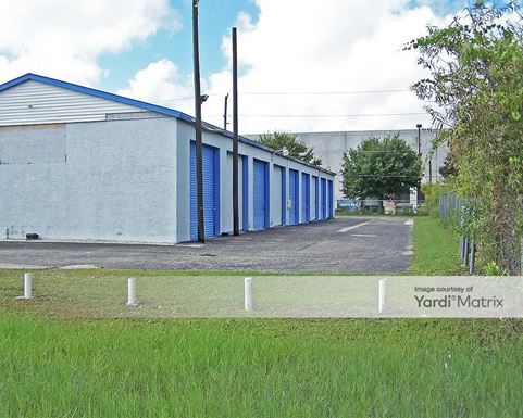 Source URL: https://cdnsc.rentcafe.com/dmslivecafe/3/1068246/1068246-1-4.jpg?width=-1&height=385&quality=80