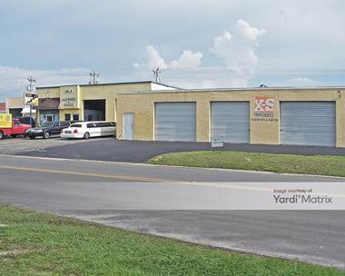 Storage Units for Rent available at 838 SE 9th Street, Cape Coral, FL 33990