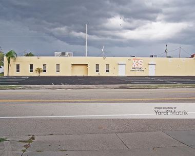 Storage Units for Rent available at 4413 SE 15th Avenue, Cape Coral, FL 33904