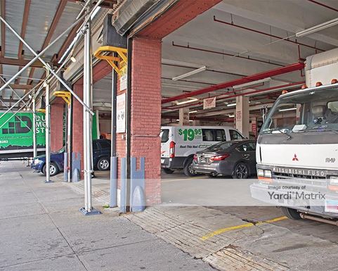 Source URL: https://cdnsc.rentcafe.com/dmslivecafe/3/1068275/1068275-1-5.jpg?width=-1&height=385&quality=80