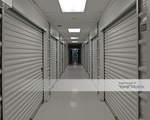 Source URL: https://cdnsc.rentcafe.com/dmslivecafe/3/1068295/1068295-1-4.jpg?width=-1&height=385&quality=80